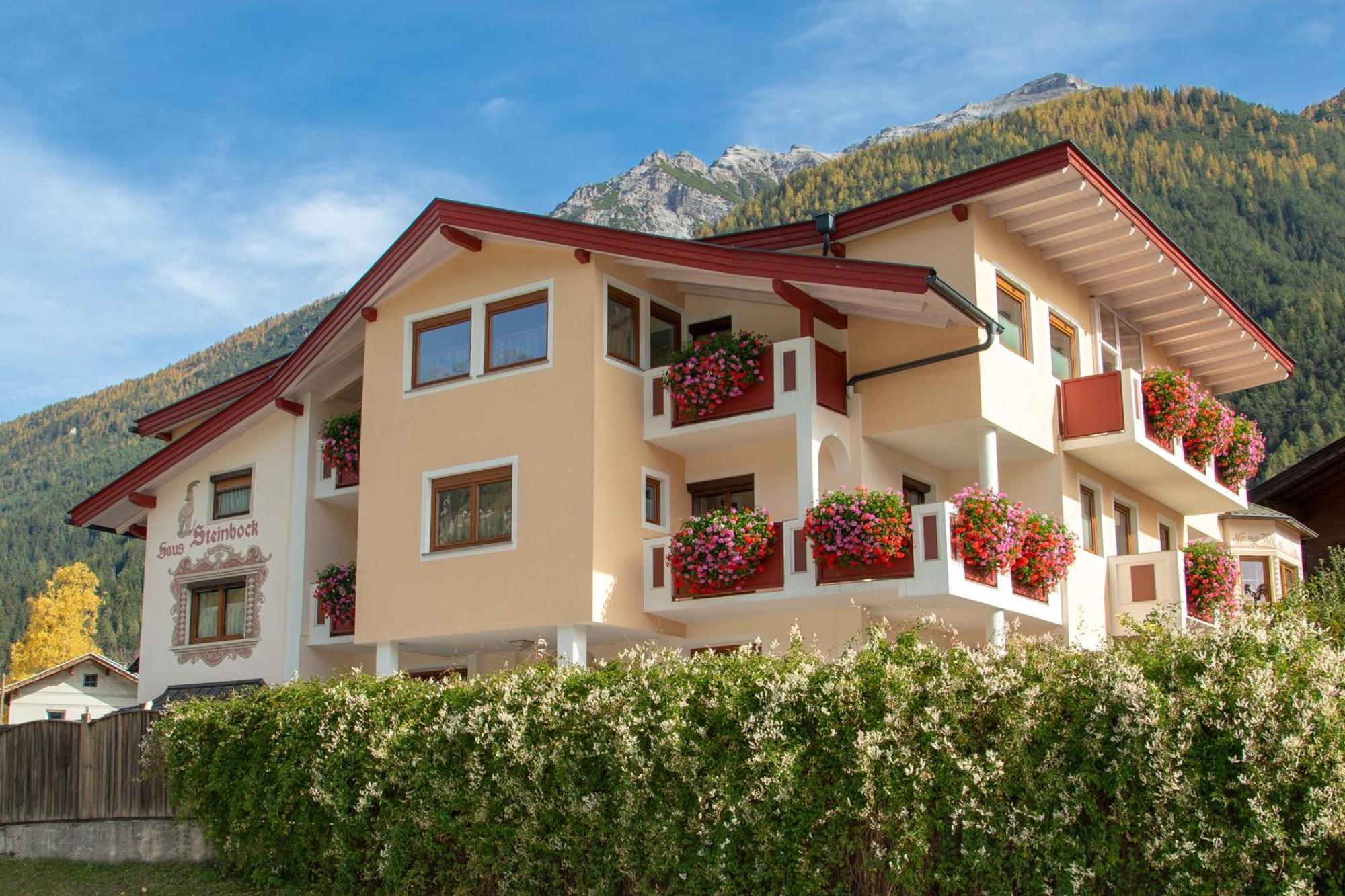 Bed and Breakfast Haus Steinbock Neustift im Stubaital Exterior foto