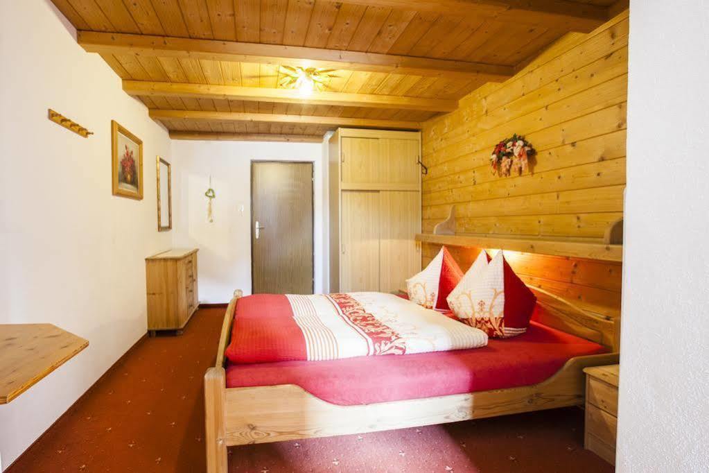 Bed and Breakfast Haus Steinbock Neustift im Stubaital Exterior foto